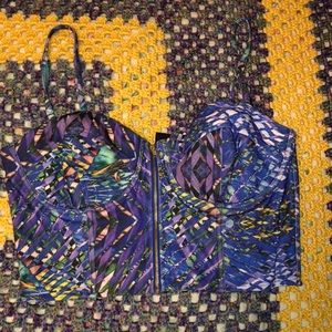 Multicolored bustier.